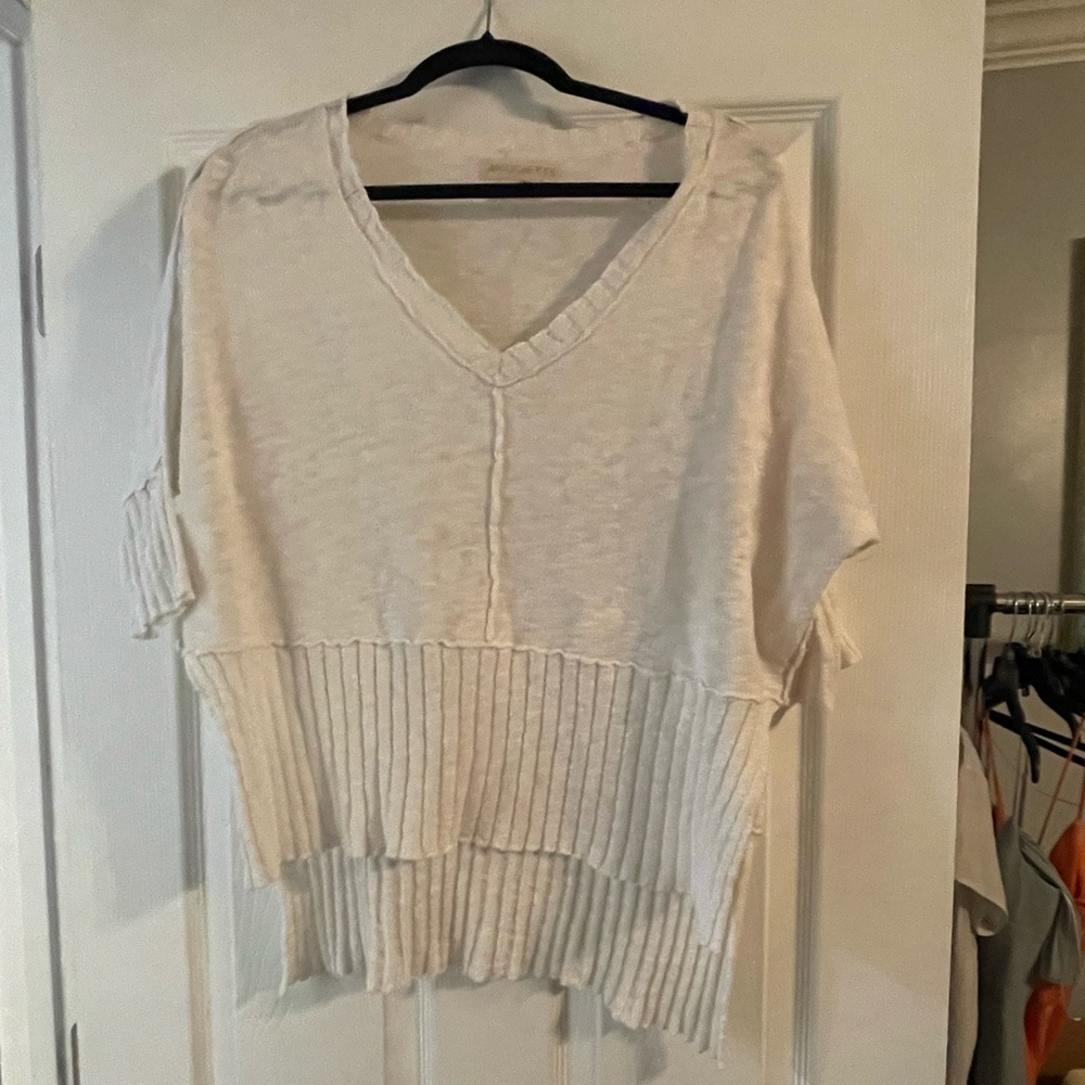Mouchette white sweater